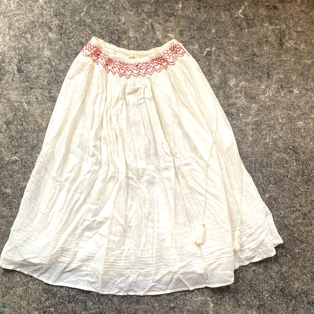 Breezy M.A.B.E. Embroidered Peasant skirt, s